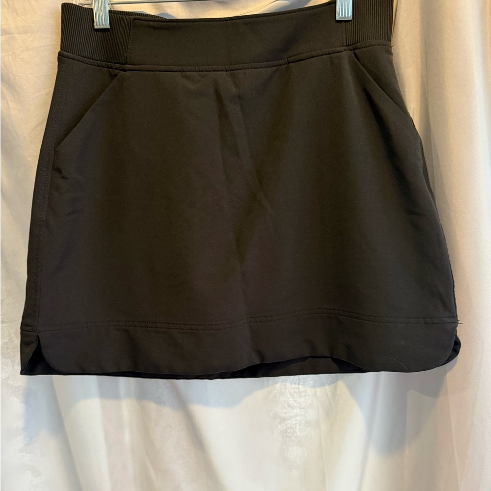 32 Degrees, Black Athletic Skort with Side Pockets